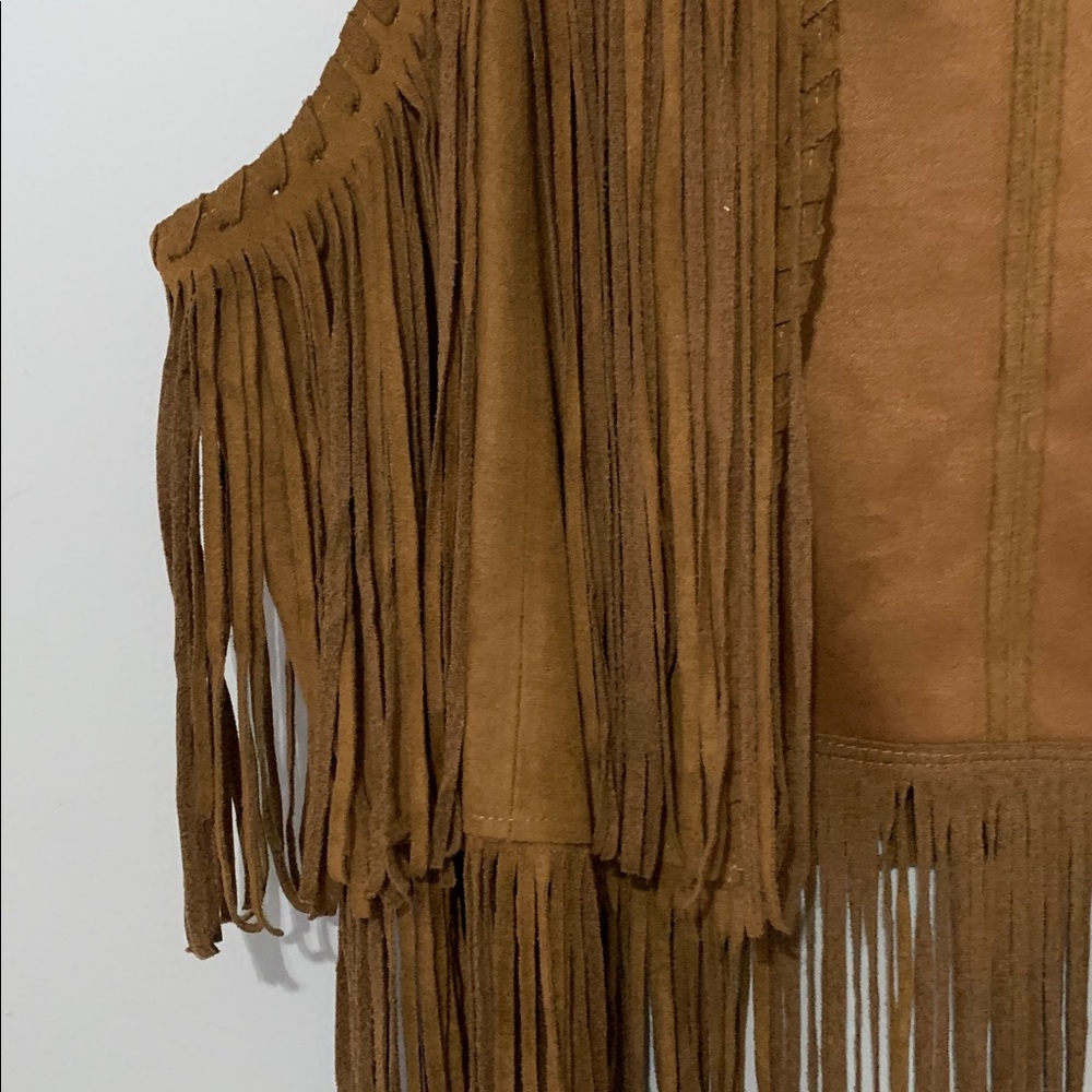 Karlie Tan Vest with Fringe - Picture 2 of 6
